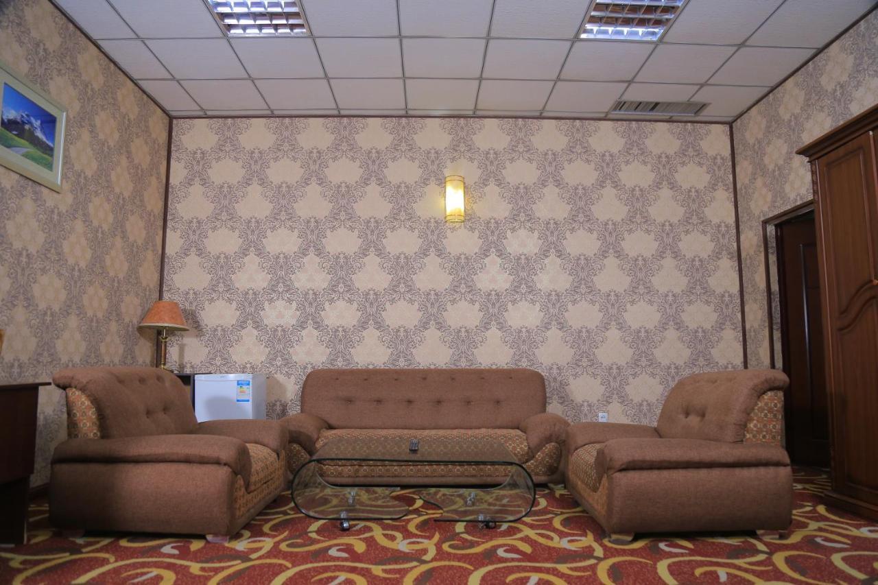 Dangara Hotel Kokand Extérieur photo