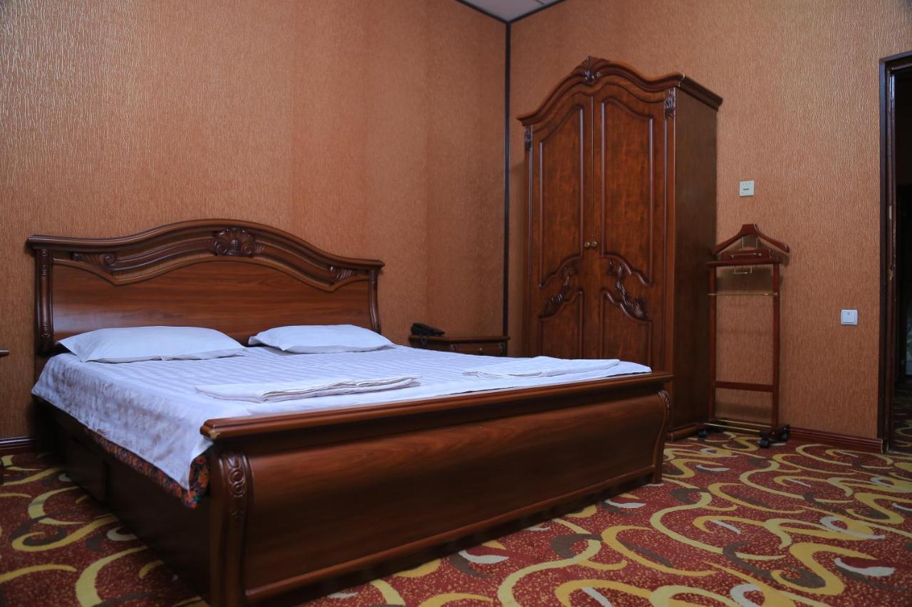 Dangara Hotel Kokand Extérieur photo